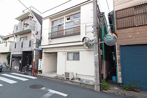 Tokyo Notice Board